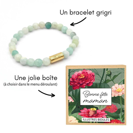 Bracelet en amazonite facettée avec perle cœur en acier inoxydable, présenté dans une boîte cadeau illustrée “maman chérie” – bijou à offrir pour la Fête des Mères.