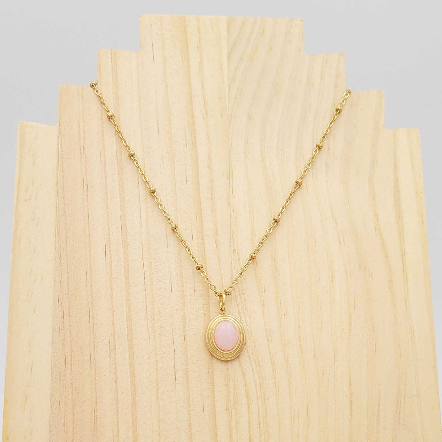 Collier Lucille - acier inoxydable doré avec quartz rose