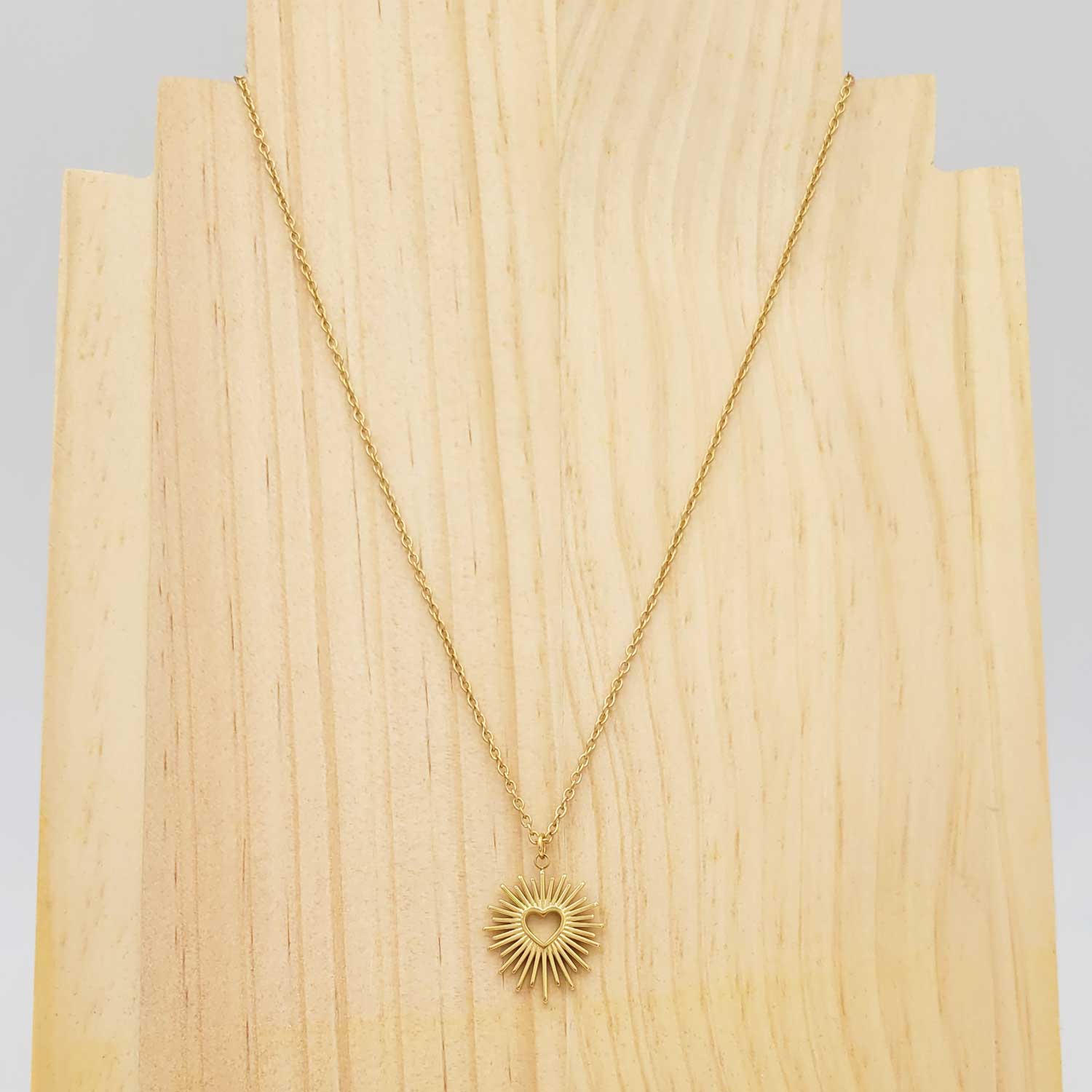 collier ex voto coeur sacré acier inoxydable doré