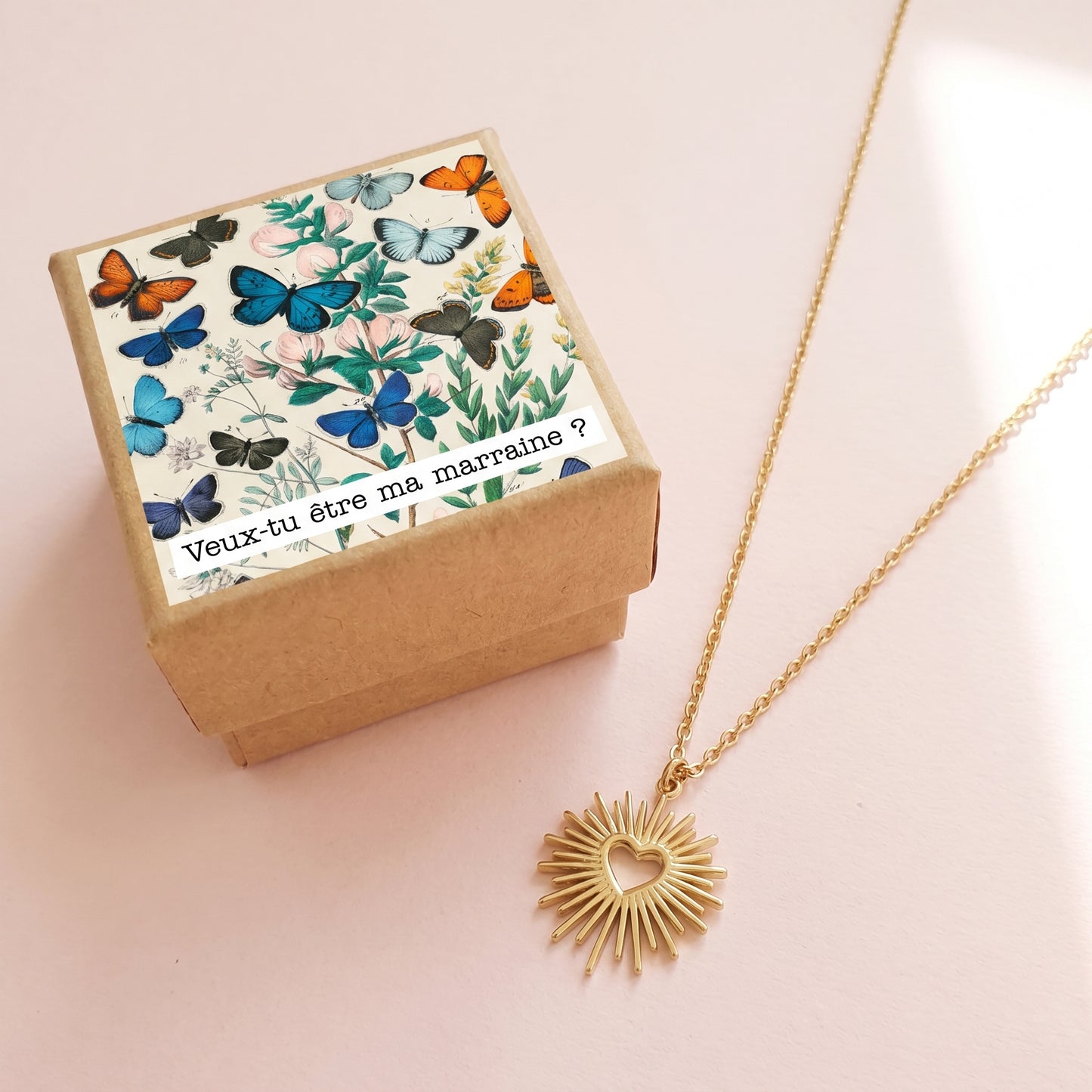 Collier Gloria - acier inoxydable doré avec coeur sacré - exvoto