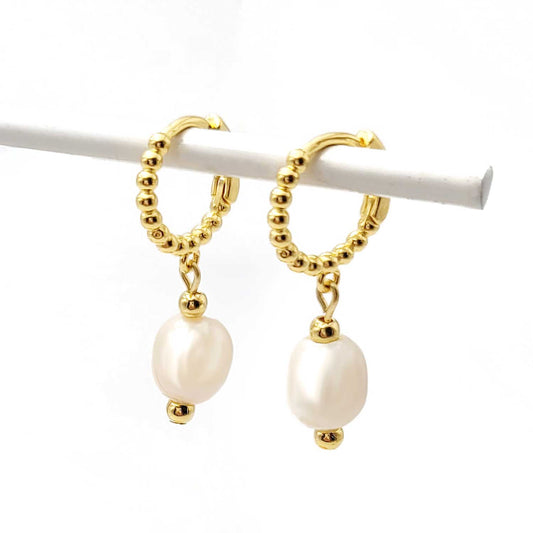 Dormeuses Livia avec perles d'eau douce doré