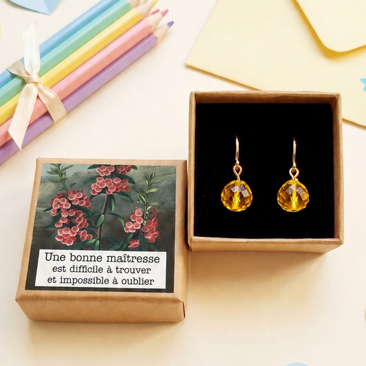 Dormeuses miel dorées – cadeau maîtresse fin d’année