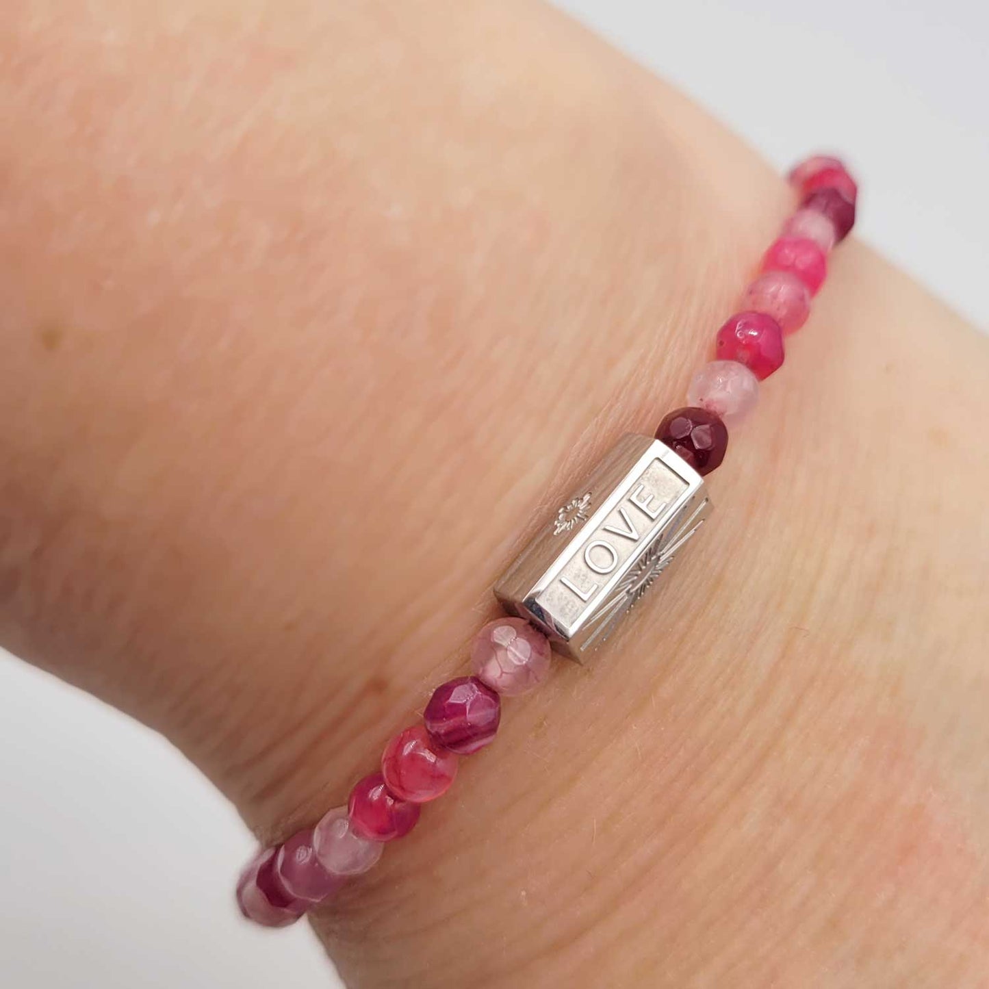 Bracelet Love Agate rose - doré ou argenté